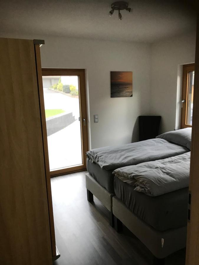 Ferienwohnung " Wein Unter Palmen " Neumagen-Dhron Esterno foto