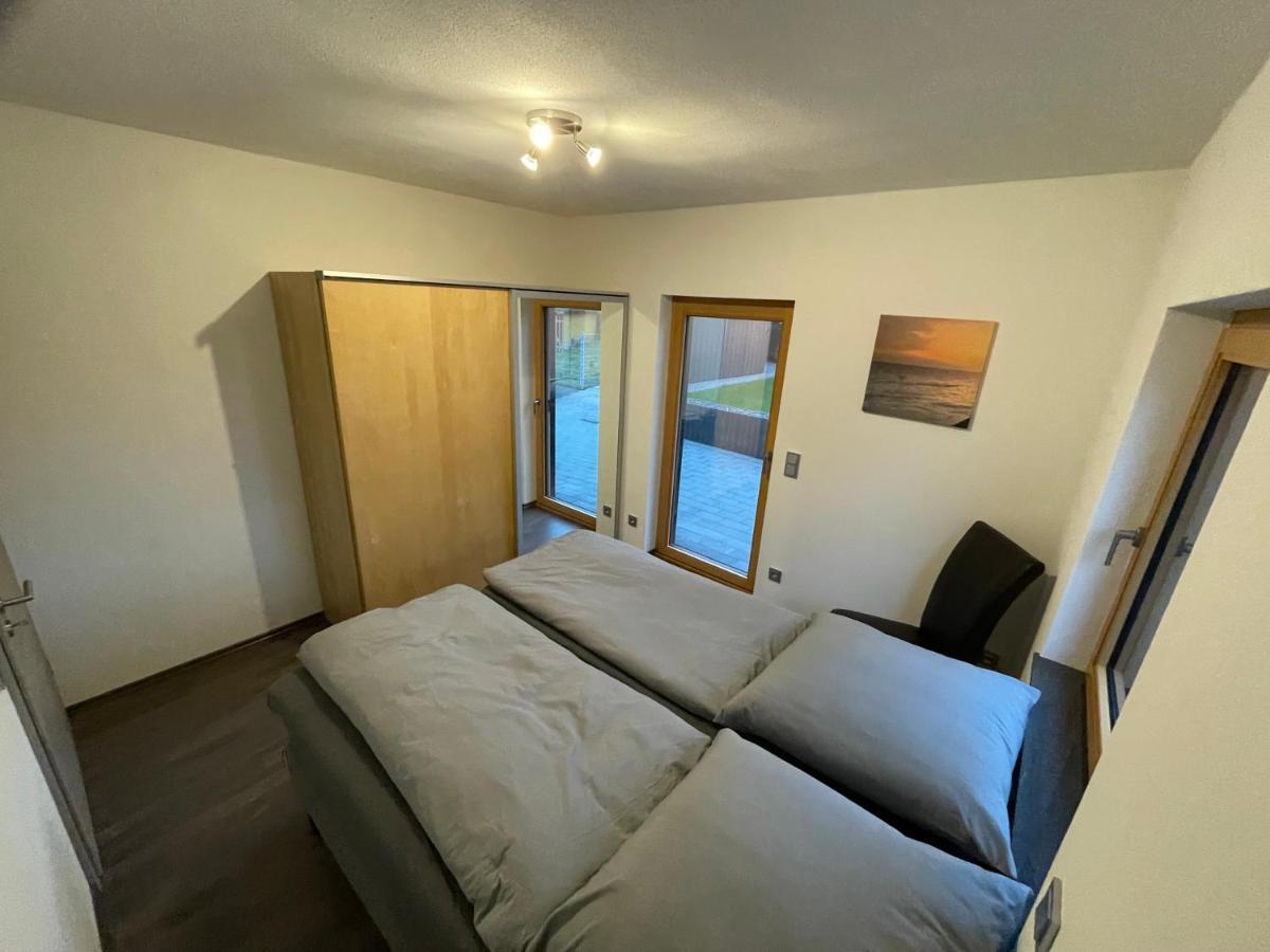 Ferienwohnung " Wein Unter Palmen " Neumagen-Dhron Esterno foto